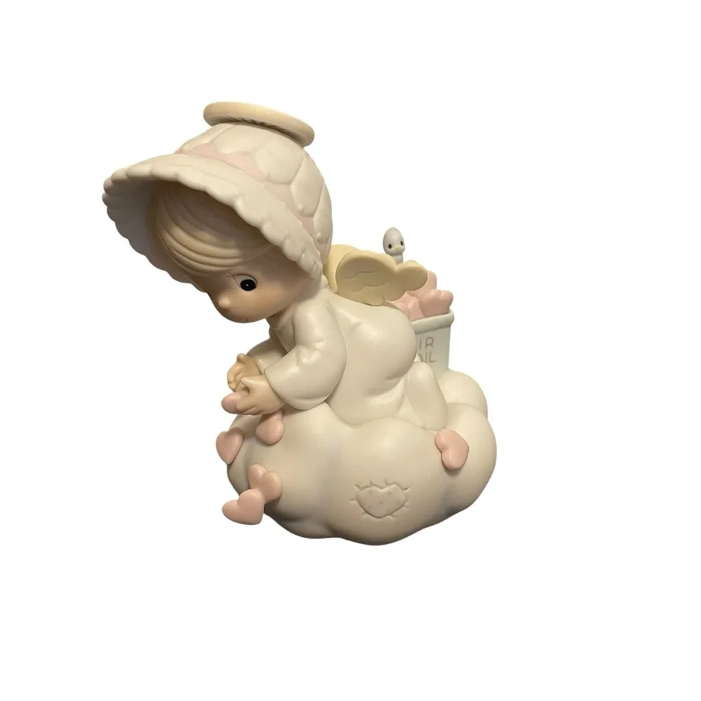 Precious Moments 87 "Sending you my Love" Air Mail" Porcelain Figurine in Box - Picture 4 of 6